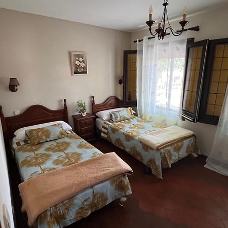 Hostal Sabor Fusion Hotel La Pradera de Navalhorno Exterior photo